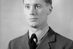 A992.0003.376a - Unknown, 1940-1945