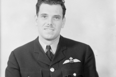 a992.0003.421.right - Bob Moore,  1940-1944