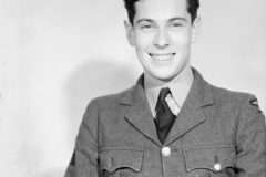 A992.0003.665a.left - G. Berg, 1940-1945