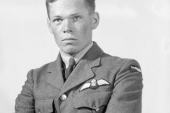 a992.0003.388a.right - Hindmarsh, G, 1940-1945