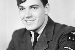 A992.0003.558 - J.A. Huth, 1940-1945