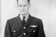 A992.0003.423a.right - Tyson, Noble, 1940-1944