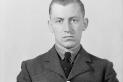 A992.0003.384.right - Kitchener,  1940-1945