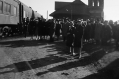 A992.0003.320 - Train, 1940-1945